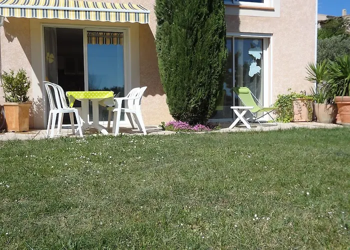 Les Chevrefeuilles Apartment *